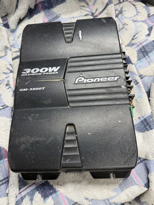 Продается усилитель