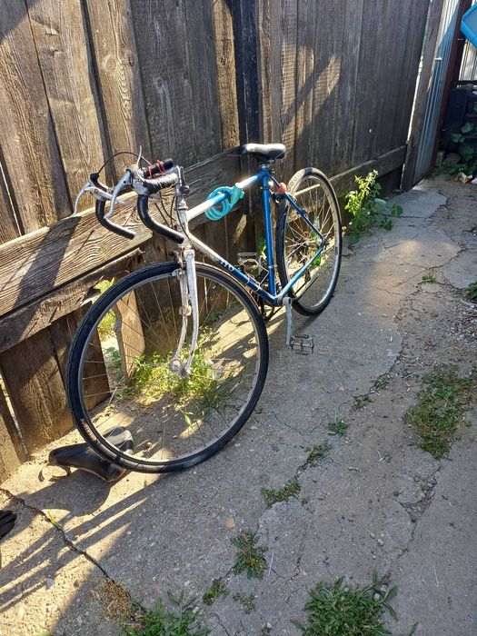 Bicicleta  semi cursiera