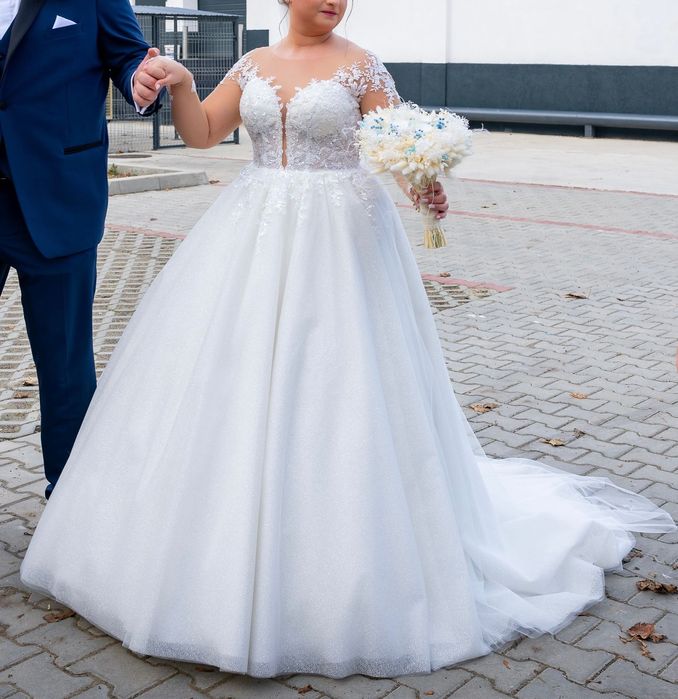 Vând Rochie de mireasă Karmas