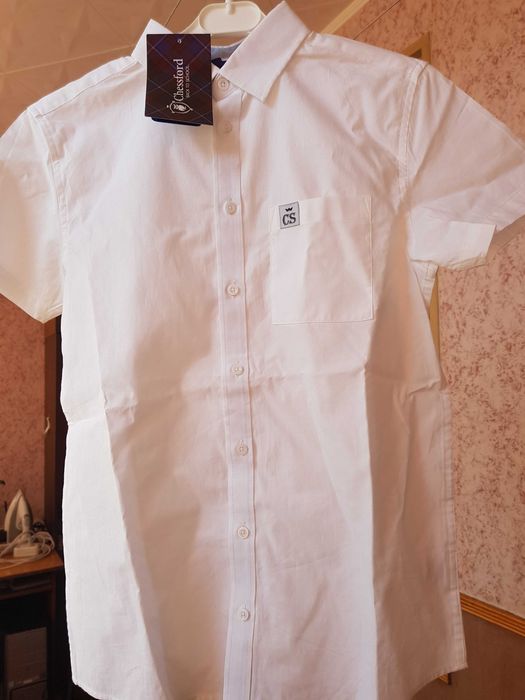 Продаются рубашки для школы