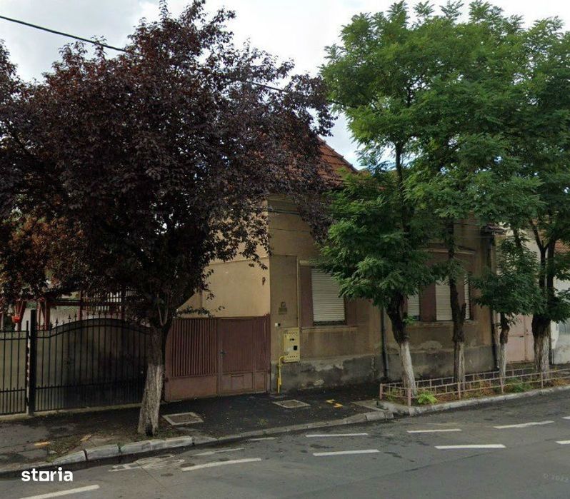 Cart. Pârneava - Apartament - 95 mp (2 ateliere), Arad