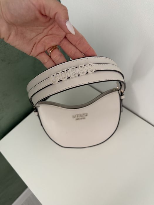 Малка чанта GUESS