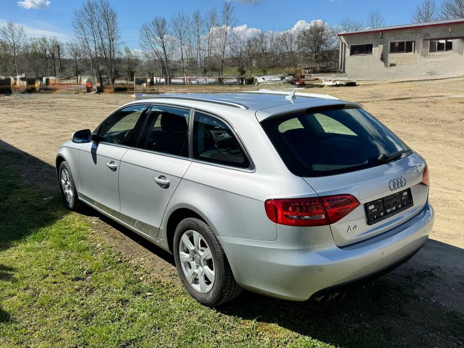 Audi A4 Audi A4 2.0 TDI (143 CP) 2011