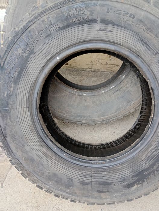Продам резину 235/75R15