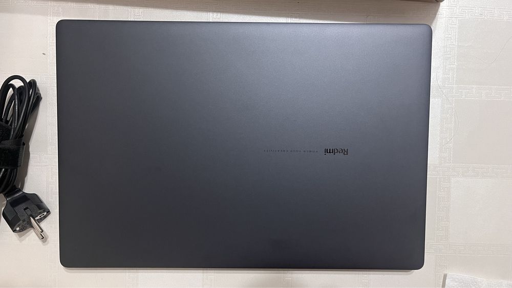 Продам новый ноутбук