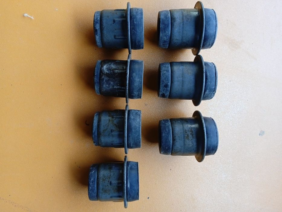 Балаково фирмасиники.Жигули машинаси учун сайлентблок резинкалари.