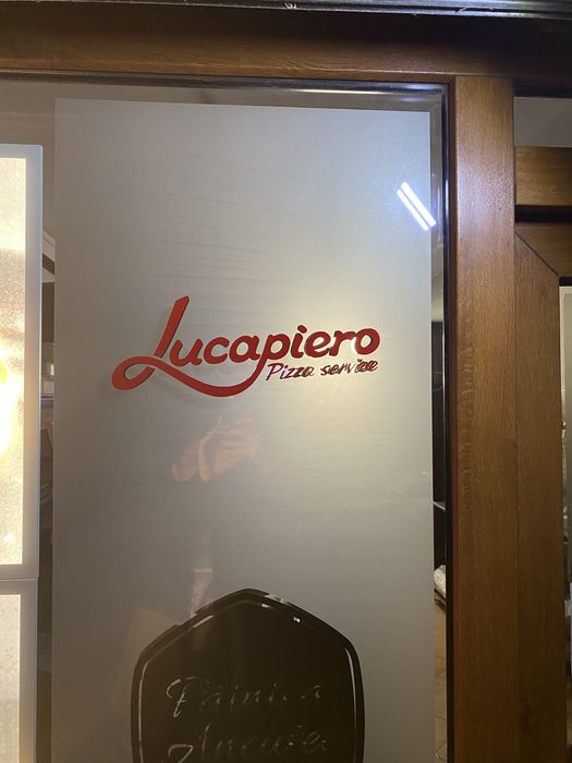 Folii geam, tip reclama