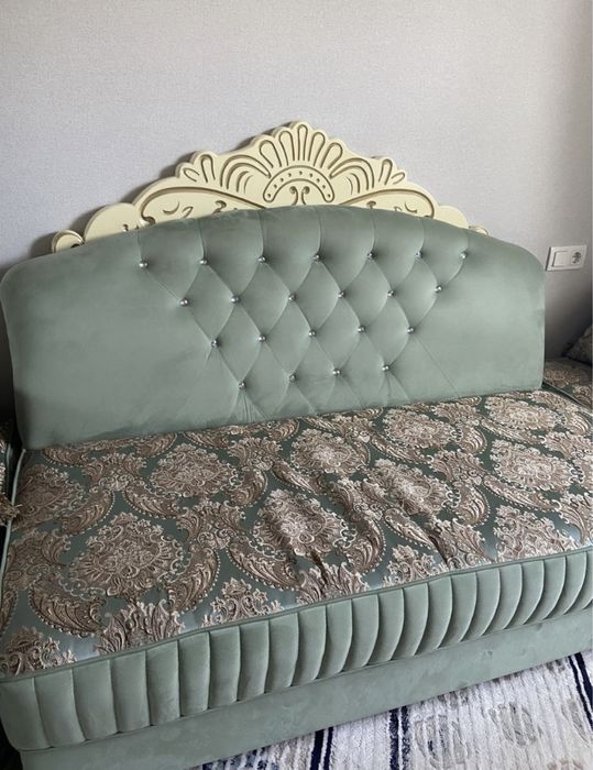 Продается диван хорошего качества