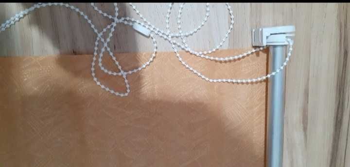 Rulouri geam noi,in stare buna