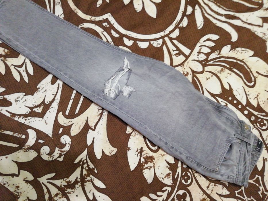 Сиви дънки Amisu