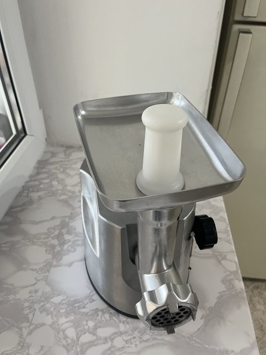 Продам мясорубку