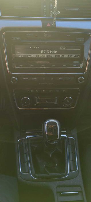 Skoda Superb 2011