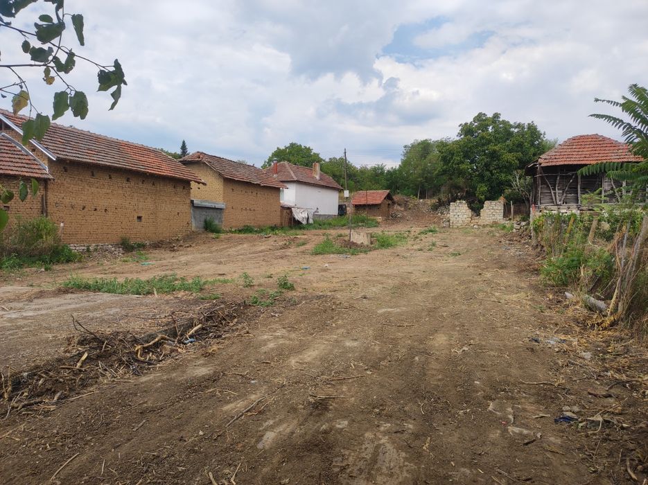 Продава се Парцел в с. Ерден, Област Монтана - 1300 кв.м за 10 €/кв.м - Снимка #3