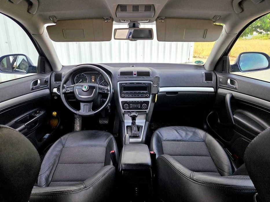 SKODA Octavia 2011 — imagine 5