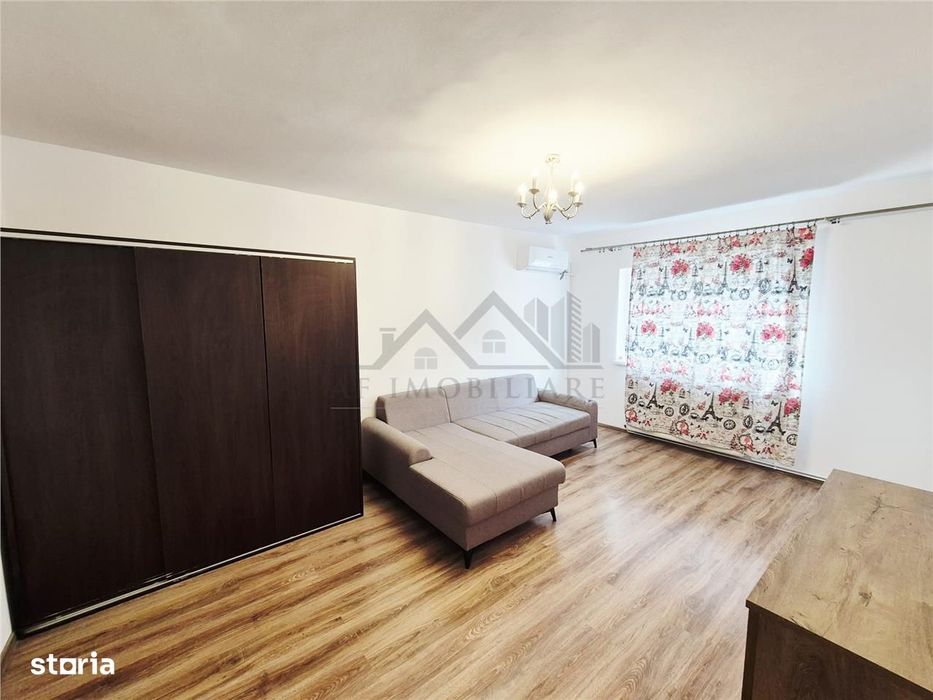 Apartament cu 3 camere decomandat de inchiriat in Cug