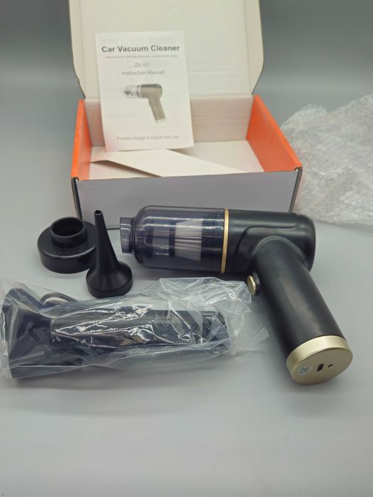 Компактна безжична прахосмукачка за кола с USB-C зареждане и приставки