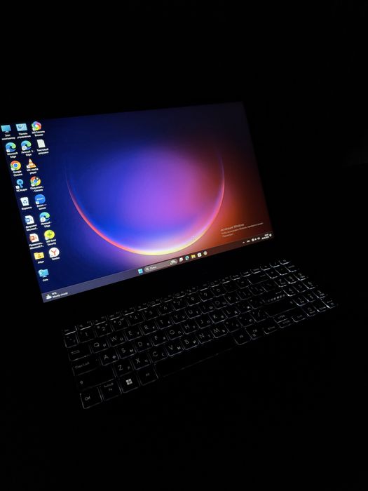 Asus vivobook M16