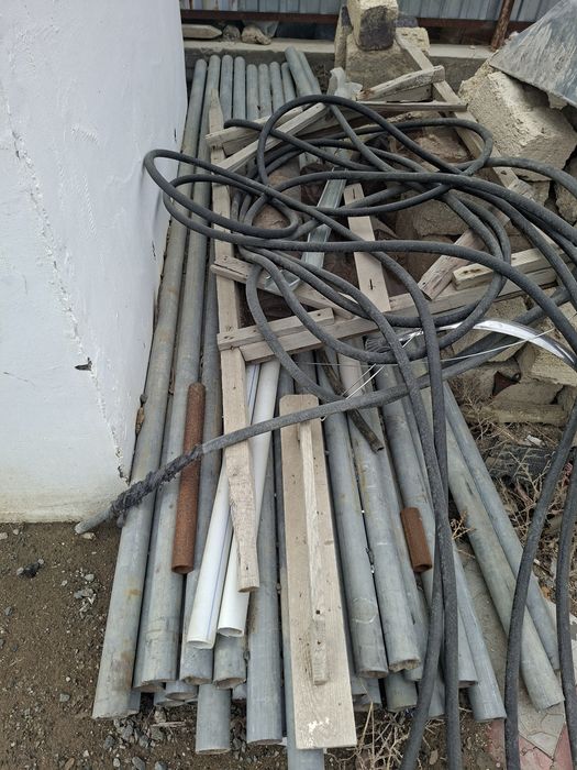 Трубы стойки для забора