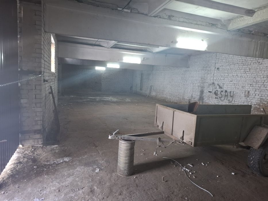 Продам промбазу.