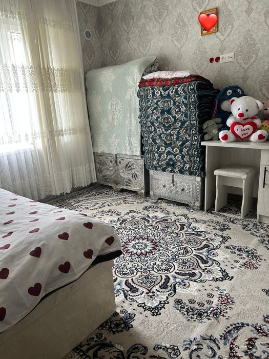 Samarqand viloyati Jomboy tumanida ikki xonali kvartira sotiladi