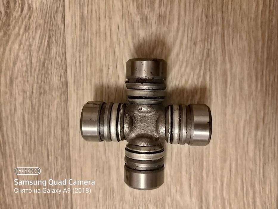 Продам крестовину УАЗ ,новую.