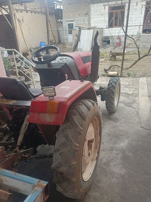 Mini traktor sotiladi DW354