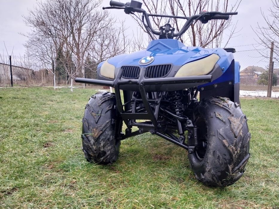 Motor de cros pe atv