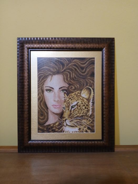 Гоблен "Жената с леопарда"