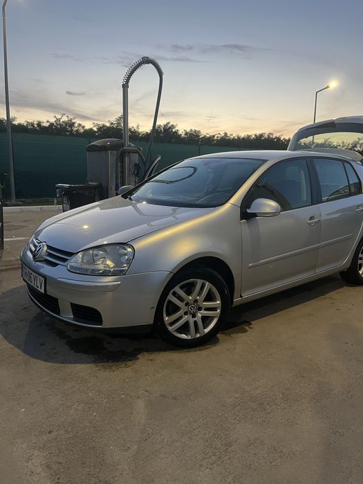 Volkswagen Golf 5 2.0 TDI 140 CP – 2008 – 1700€ Negociabil