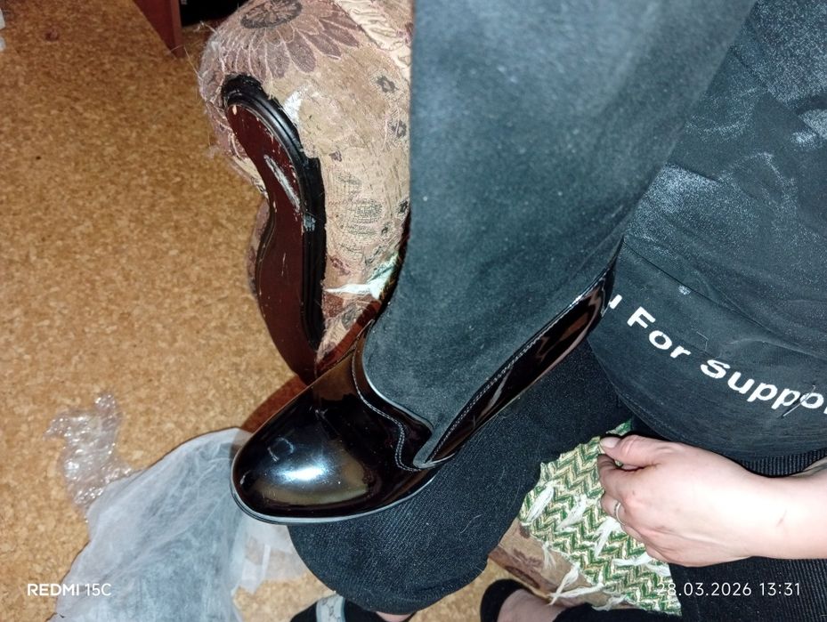 Продам обувь весенние