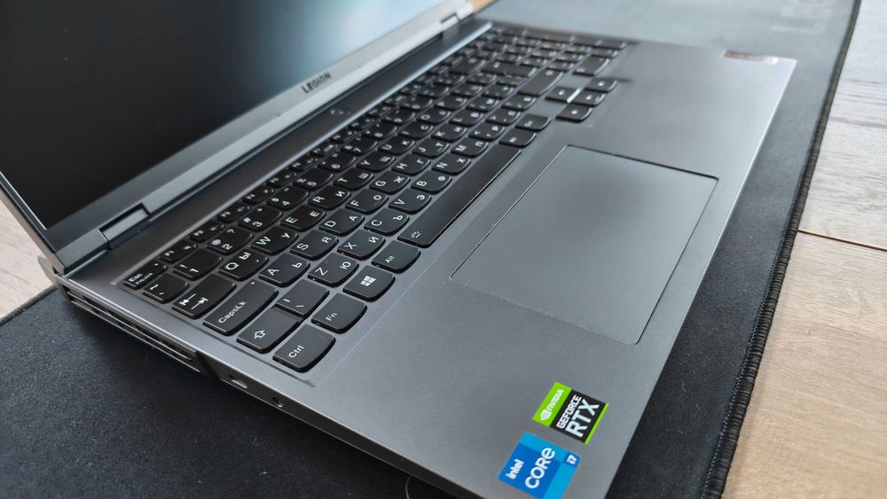 Lenovo Legion 5 Pro 16ITH6H - геймърски лаптоп RTX3060 + аксесоари
