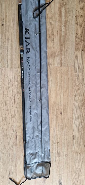 Продавам спининг въдица Colmic