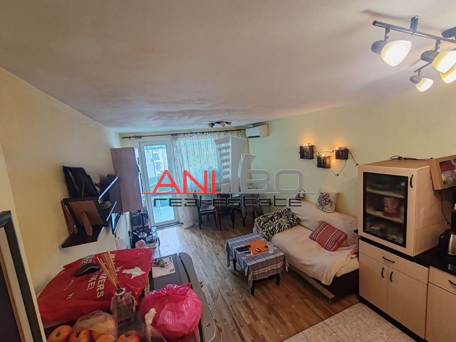 Продава се Двустаен апартамент в Варна, Колхозен пазар - 85 кв.м за 1134 €/кв.м - Снимка #2