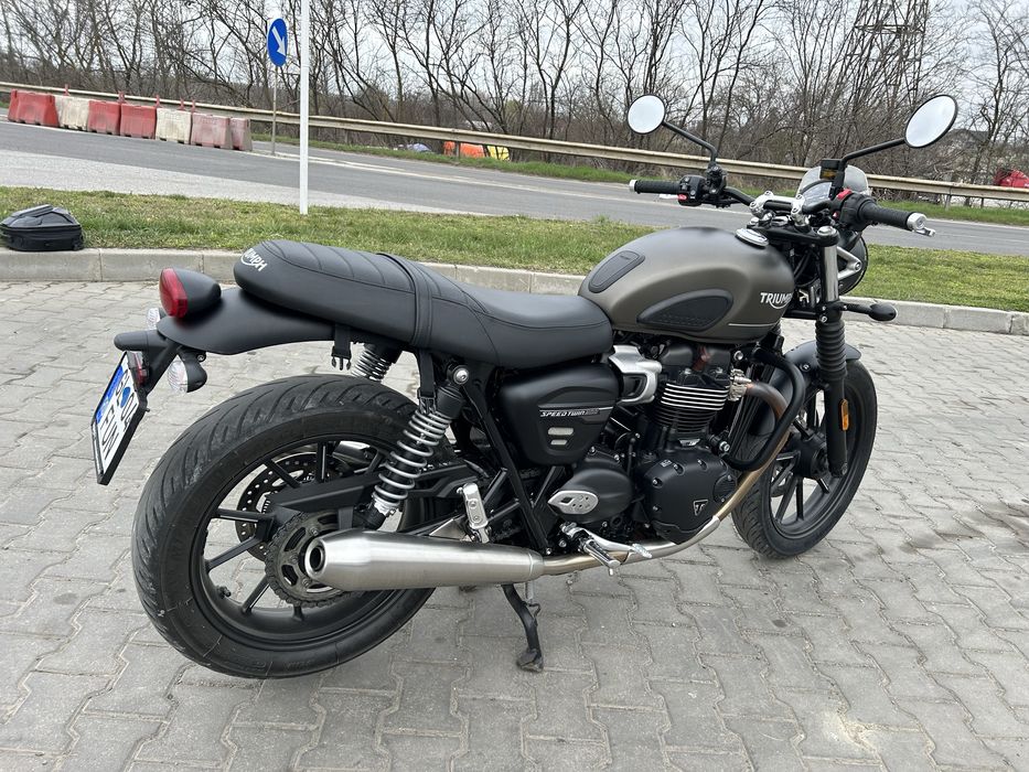 Triumph speed twin 900