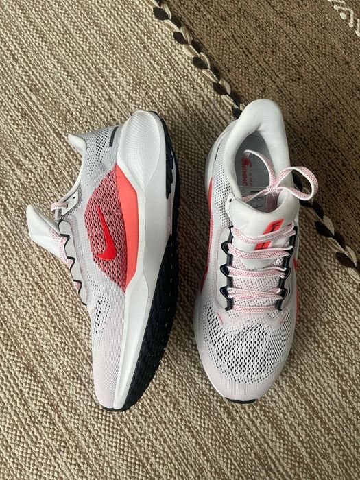 Adidași Nike runing