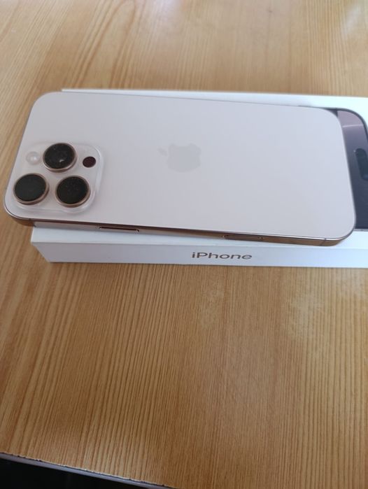 Продам IPHONE 16 про Макс 512 гб
