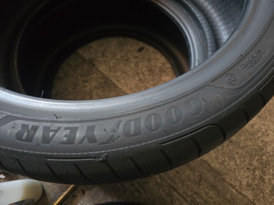 Goodyear 225/40 R18 92Y vară