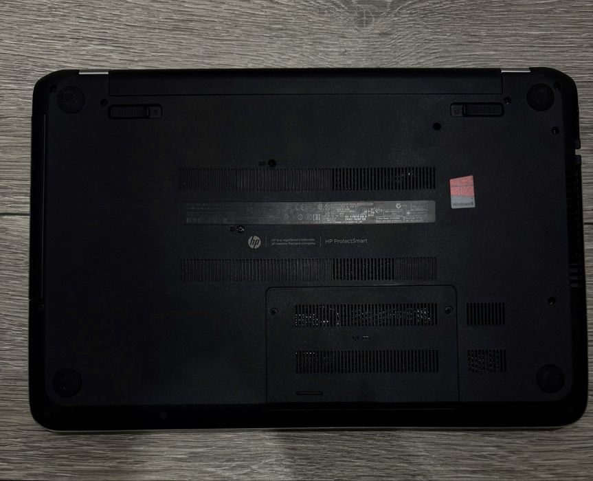 Компьтер б/у HP Pavilion 15-n211sr