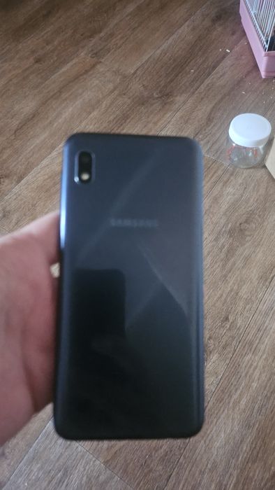 Продам телефон Самсунг а10