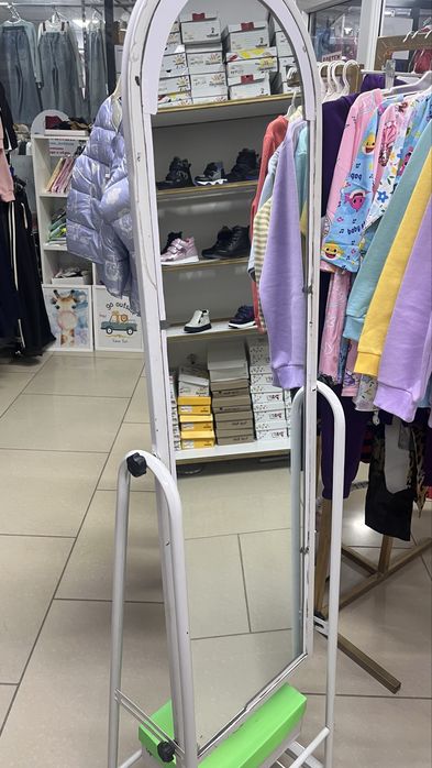 зеркало белое напольное