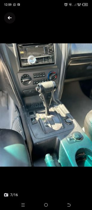 Қазір үлкен кеудесі бар жетілген әйелдердің фотосуреттерін қараңыз.