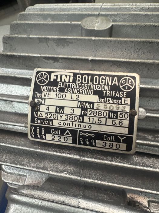 Италиански трифазен компресор