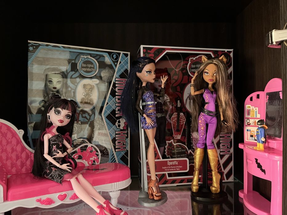 кукла монстер хай дракулаура