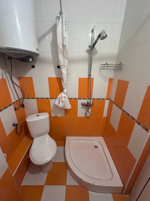 Дава се под наем Двустаен апартамент в Пловдив, Младежки Хълм - 80 кв.м за 383.52 € - Снимка #6