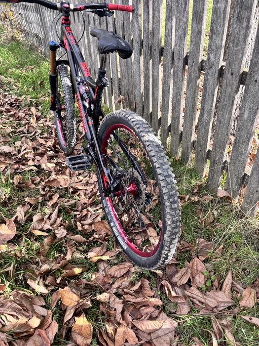 Bicicleta YT Tues Wicked 150 Full suspension /full custom