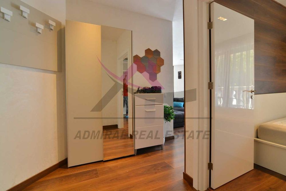 Дава се под наем Двустаен апартамент в Варна, Център - 85 кв.м за 1500 € - Снимка #7