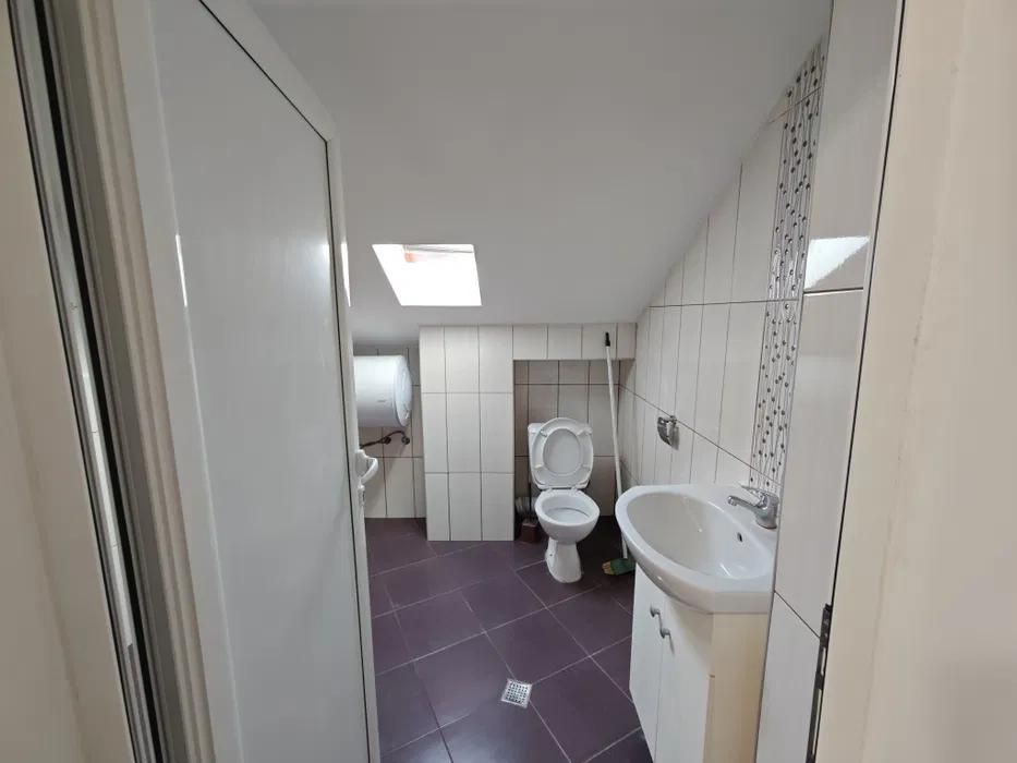 Дава се под наем Тристаен апартамент в Варна, Център - 100 кв.м за 500 € - Снимка #6