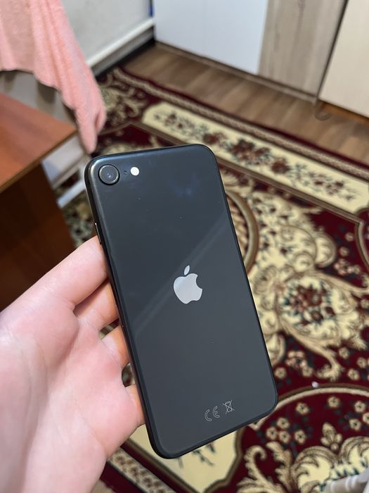 Айфон Се, идеал.