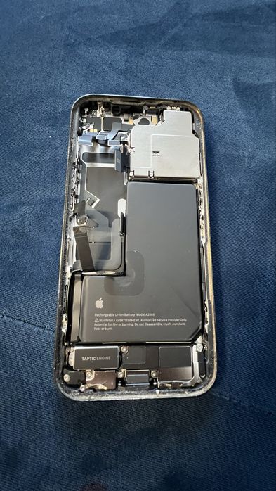 Capac spate complet iphone 14 pro simplu estetic 9 din 10 space grey