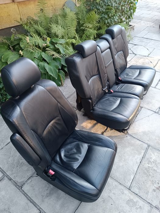 Салон черный на Lexus RX 330 б.у.